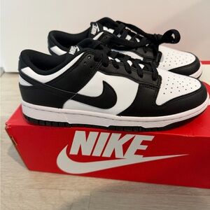 Nike Panda Dunk Low Sneakers